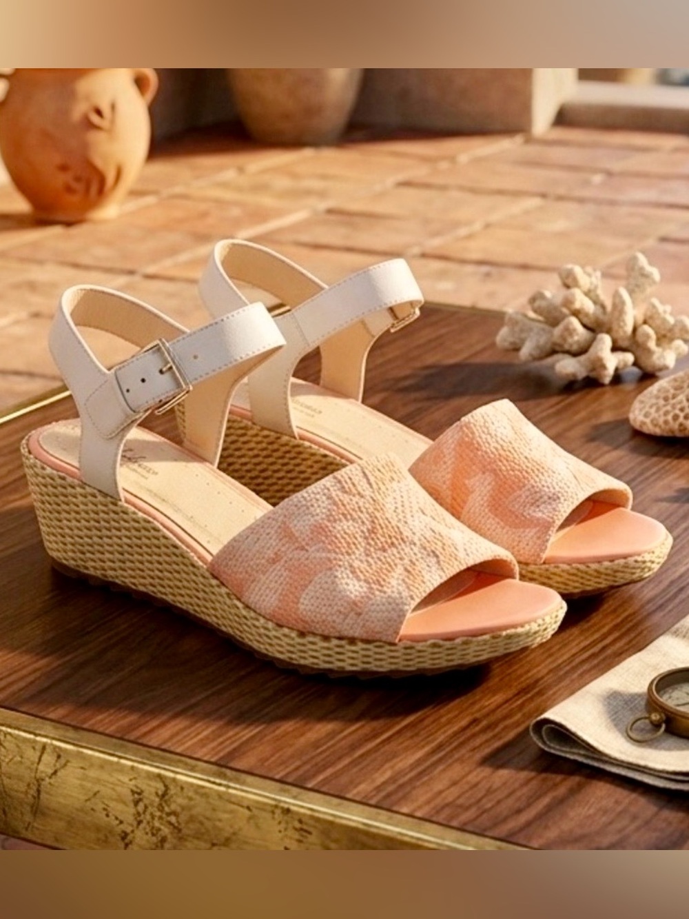 Clarks Collection Kamara Sun Wedges Women's Size 9.5 I light Coral and Cream